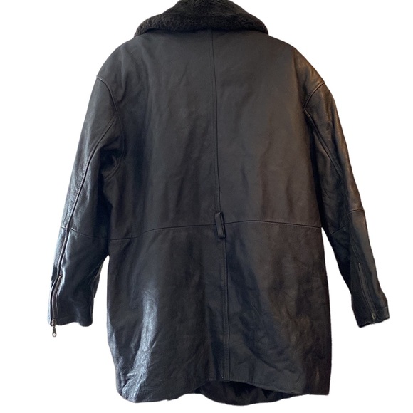 WILSONS Vintage Brown Leather Coat with Faux Fur Collar, Size XL. - Picture 5 of 17